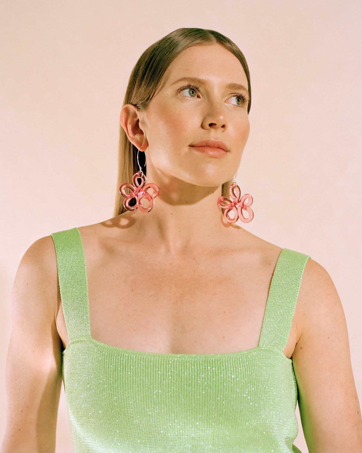 pink daisy earrings | 90s aesthetic