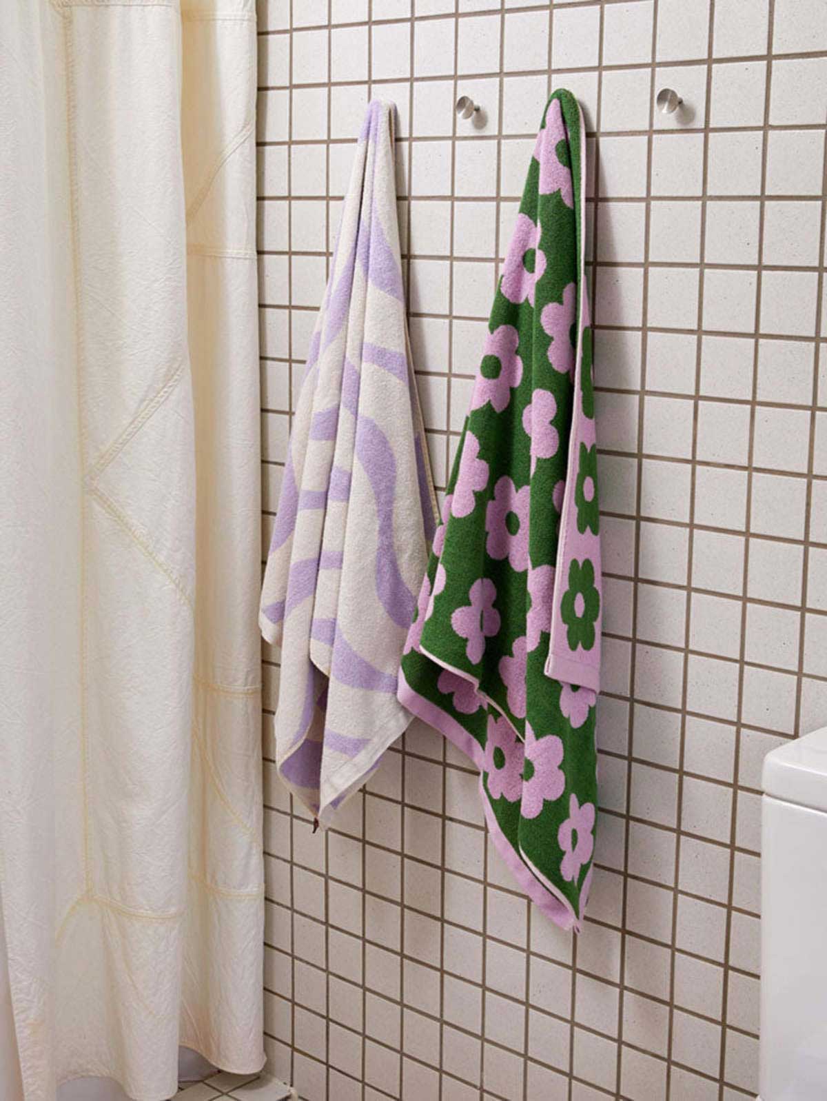 floral 90s aesthetic bath towels