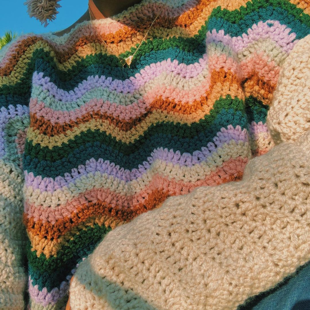 Wavy crochet sweater by @hookedbybrianna