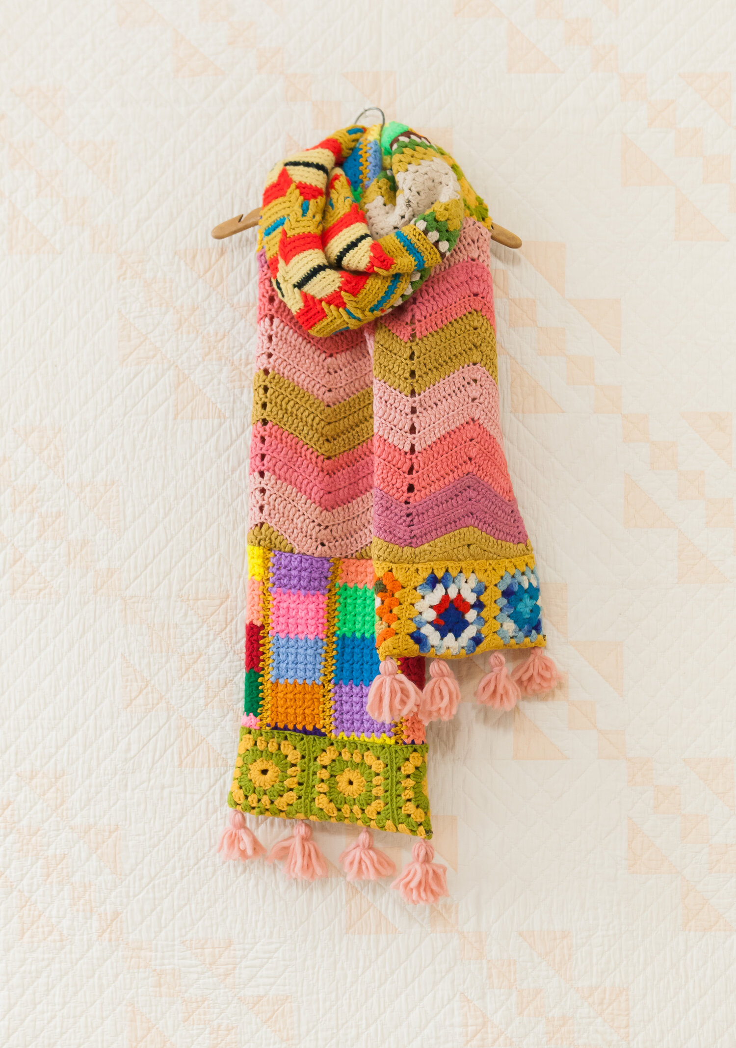 beautiful crochet scarf by honeybea