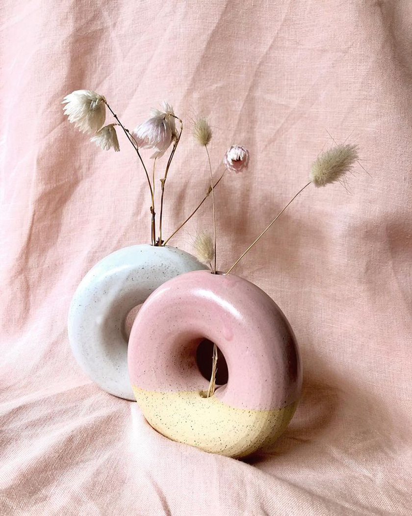two squirrels ceramics pastel circular vases