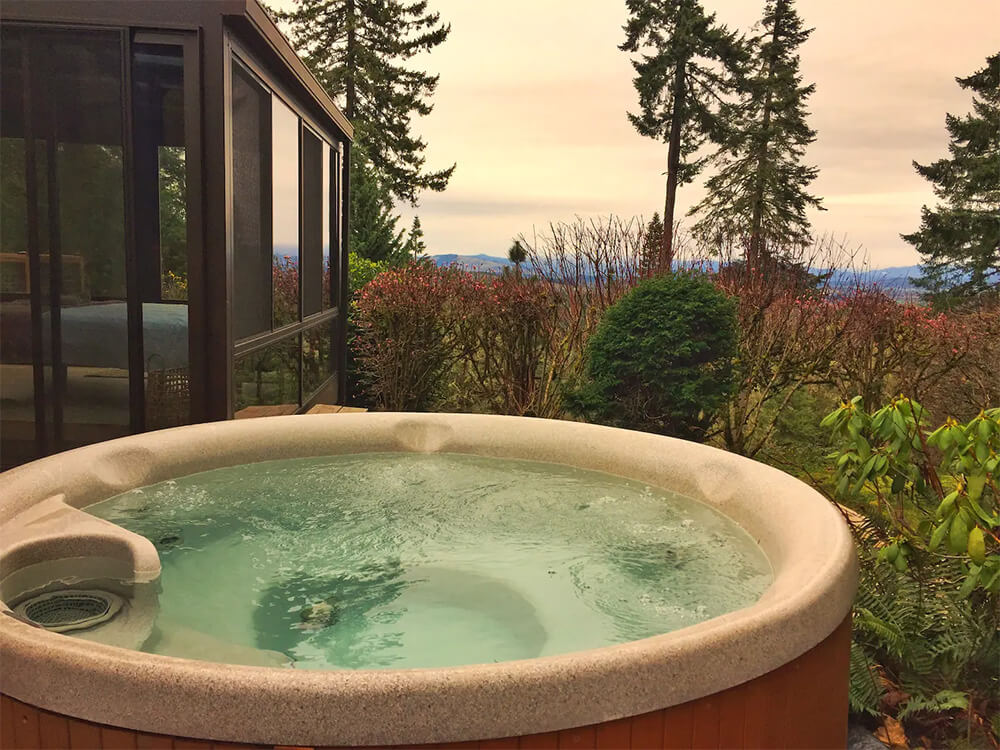 Eugene Airbnb Hot Tub
