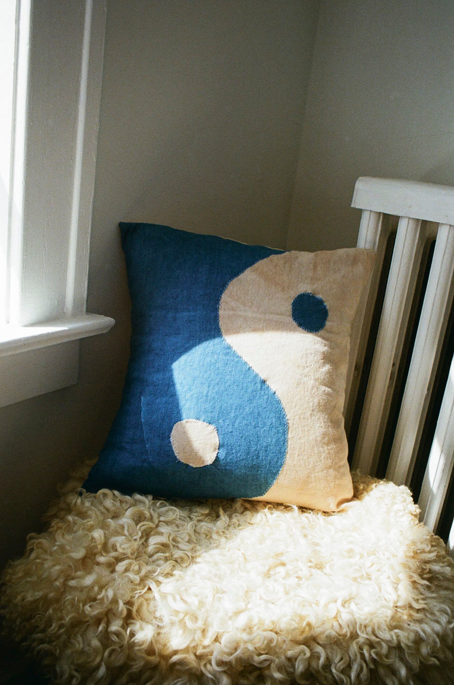Rosemarine Textiles Yin Yang Linen Pillow Cover - Linen Decor from Etsy
