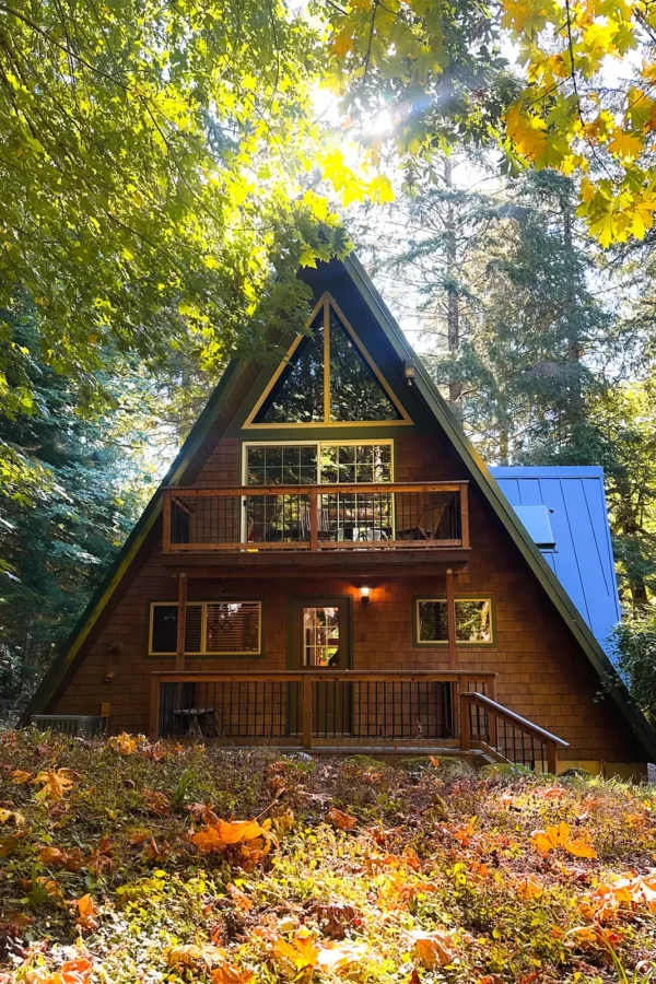 mount hood a-frame airbnb for fall