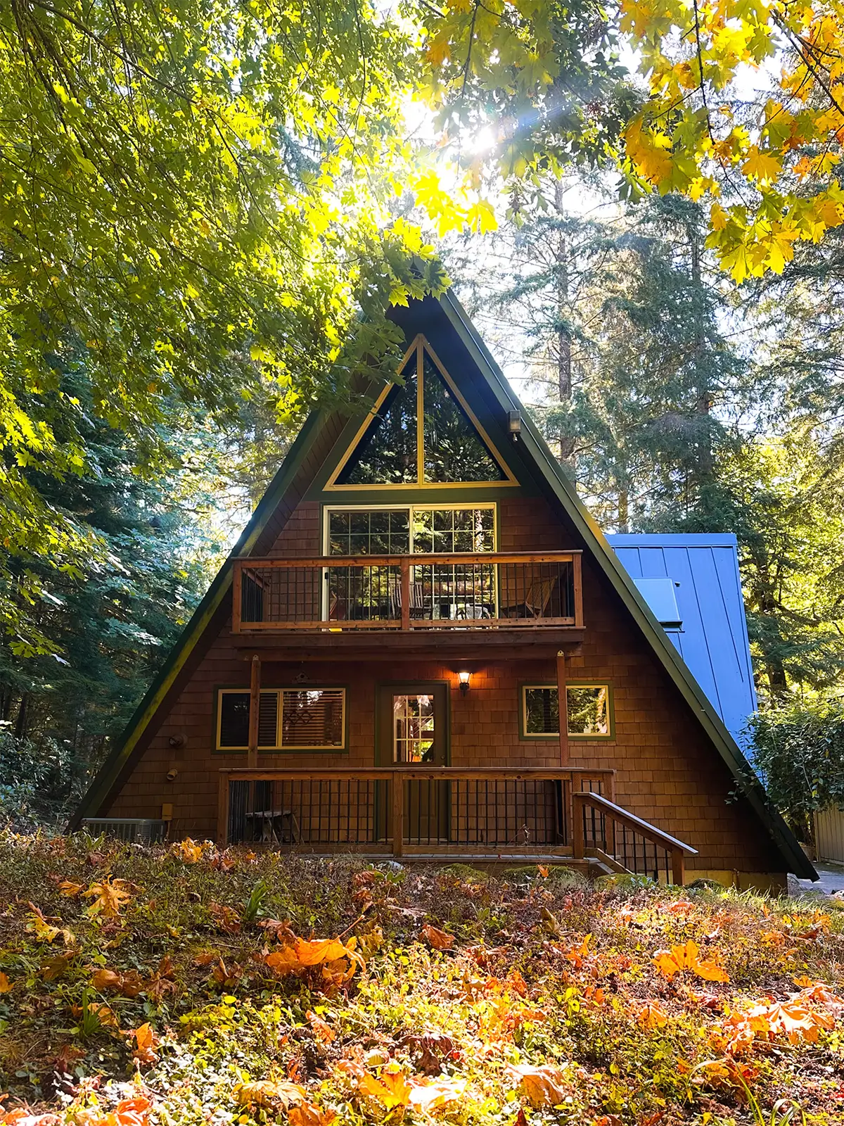 mount hood a-frame airbnb for fall