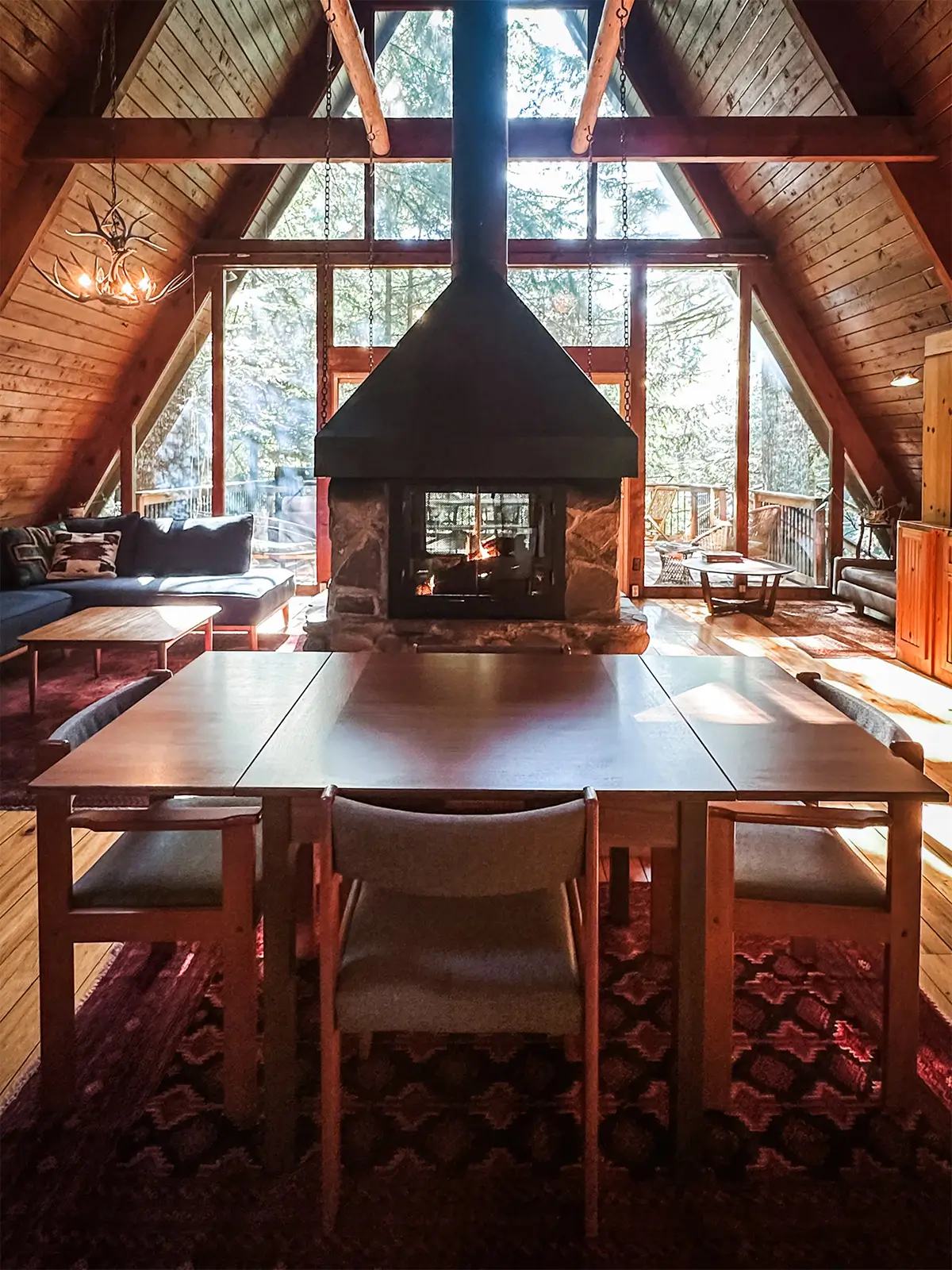 mount hood a-frame airbnb for fall