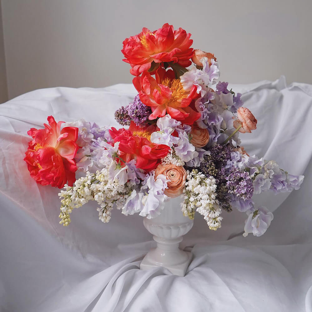 peony arrangement oat cinnamon