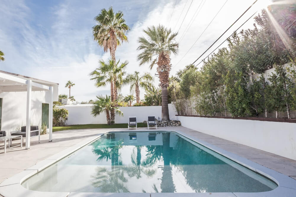 palm springs airbnb with pool