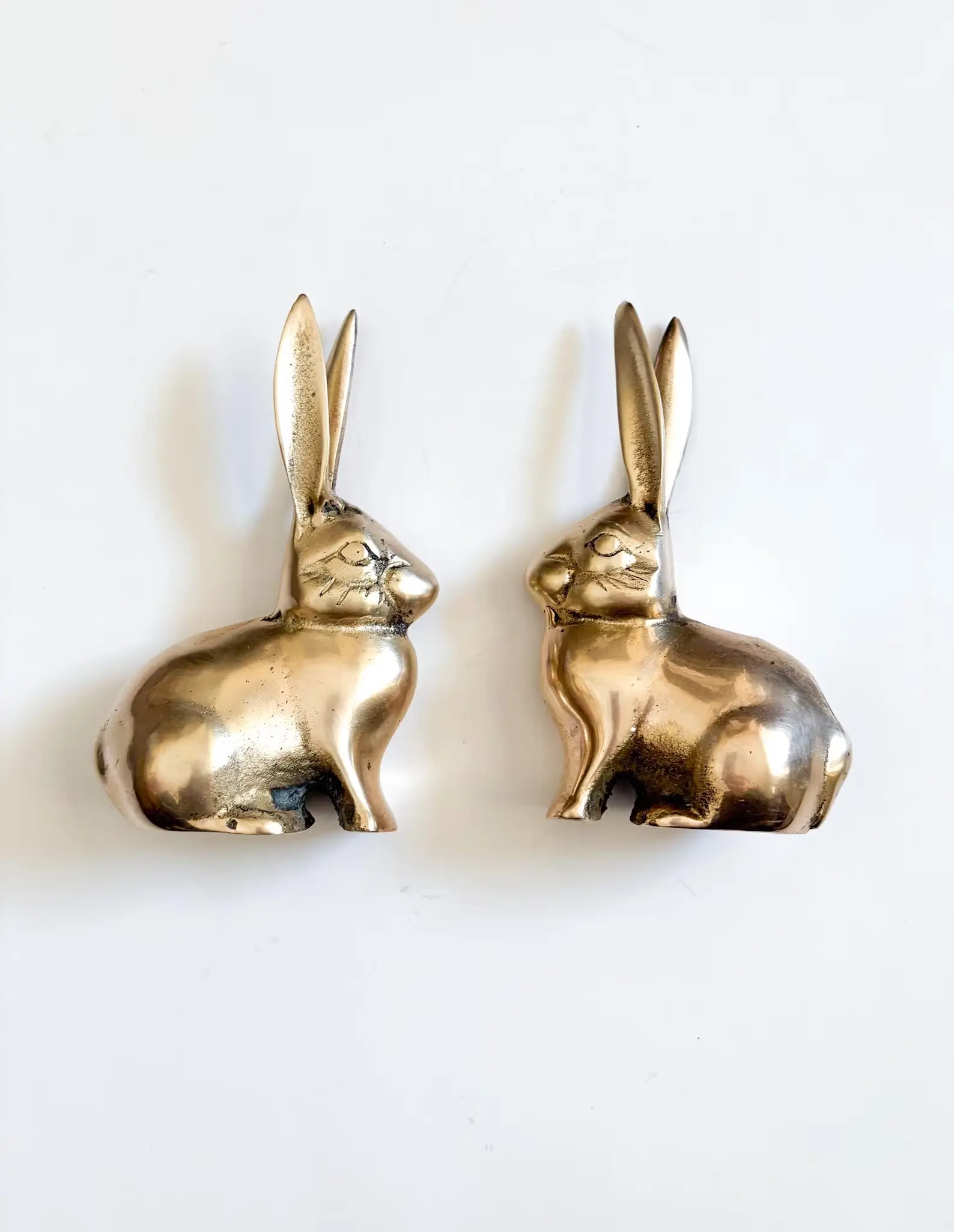 Brass Bunnies Set of 2 | Brass Rabbit | Hollywood Regency Decor | Brass Library Decor | Vintage Book Ends | Office Decor vintage toy shoppe