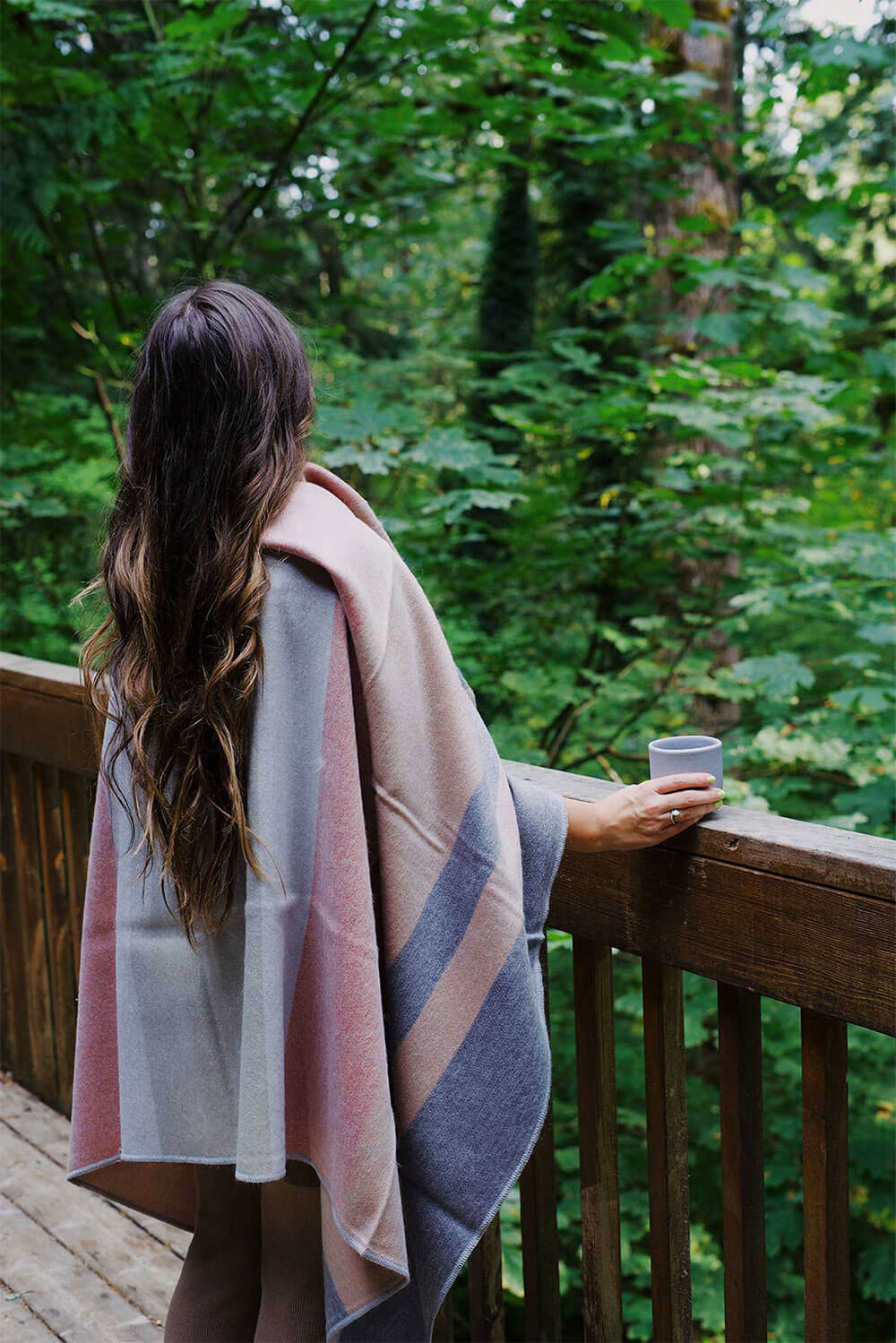 cozy alpaca blanket - gift guide for the homebody