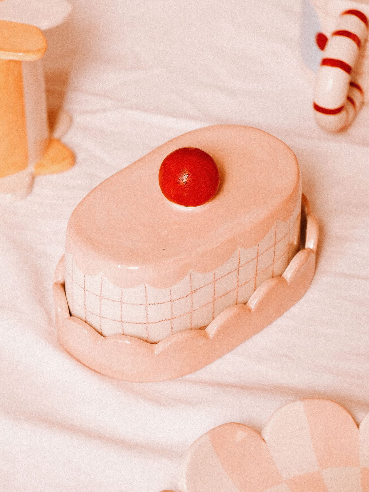 pink cake butter dish by jeje things