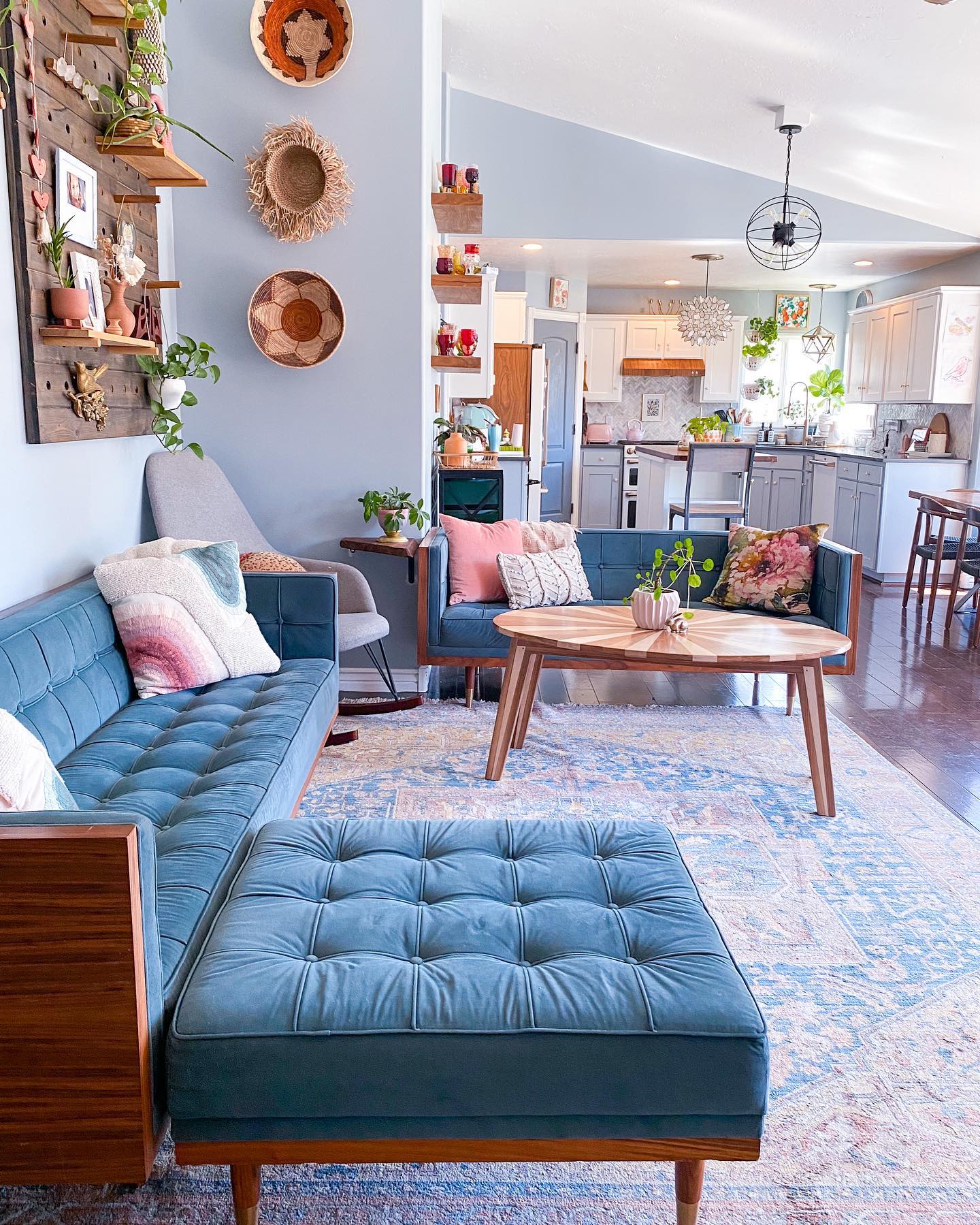 Blue couch - where to buy colorful couches