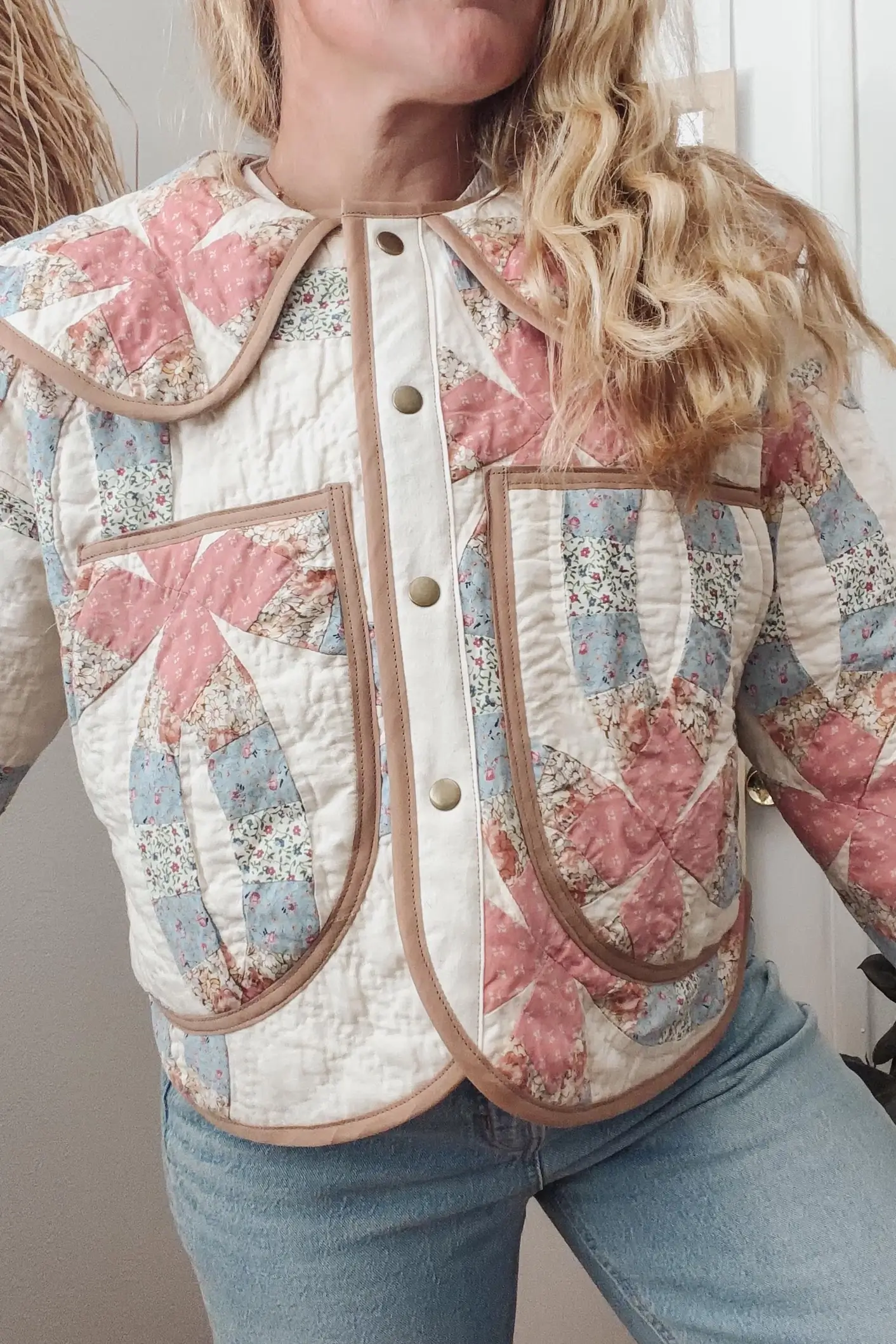 Pastel Clothing Quilted Jacket - Vintage Hand Stitched Quilt - Wedding Ring Quilt - Pink and Blue - Size Small - Lay down collar Olivet Co